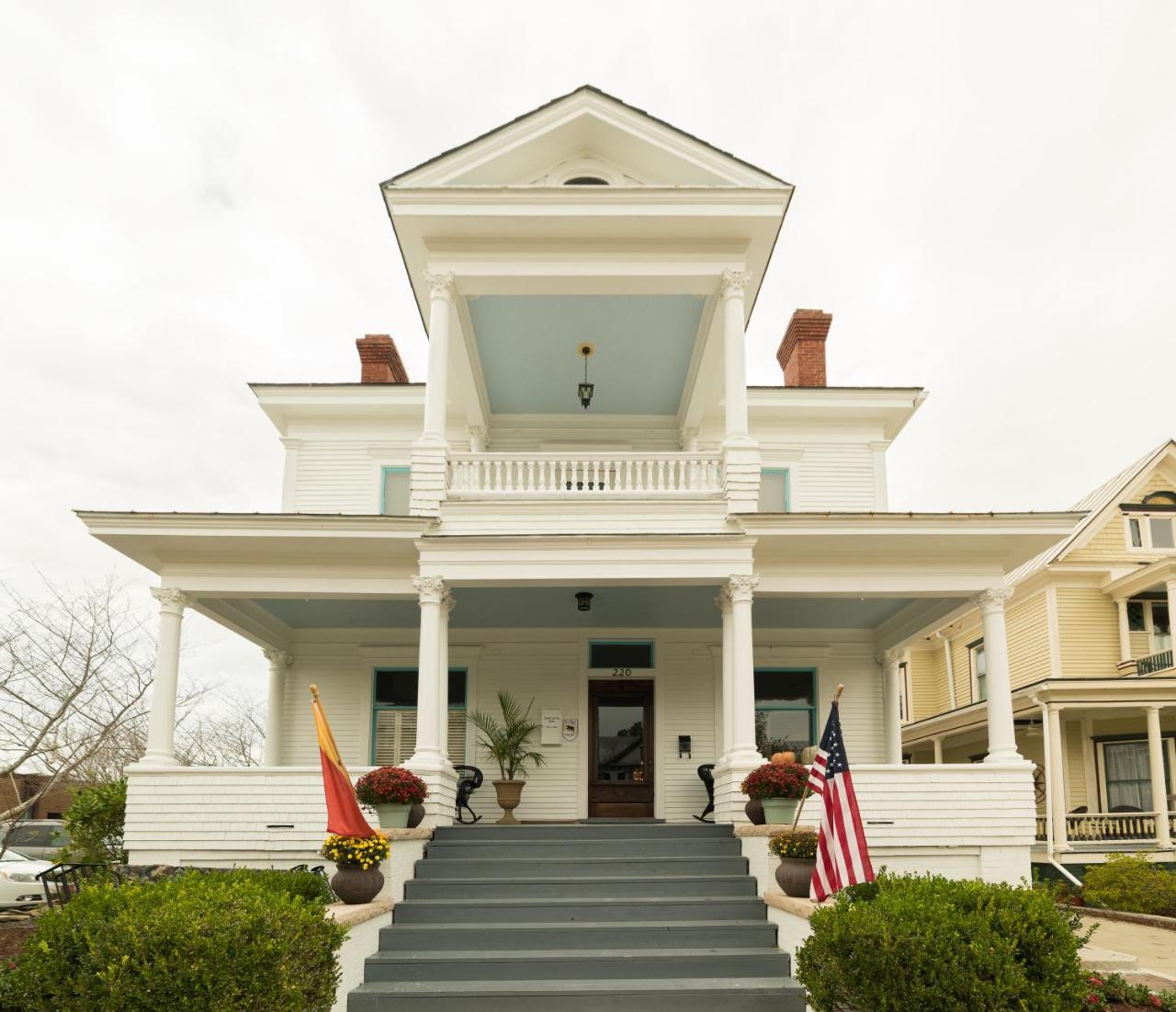 The Jarvis At 220 Bed & Breakfast Ню Берн Екстериор снимка