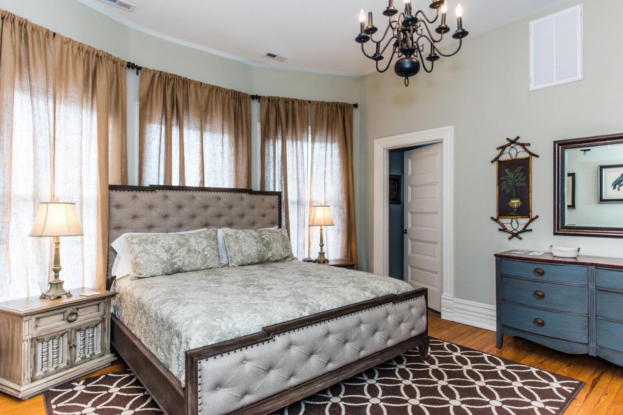 The Jarvis At 220 Bed & Breakfast Ню Берн Екстериор снимка