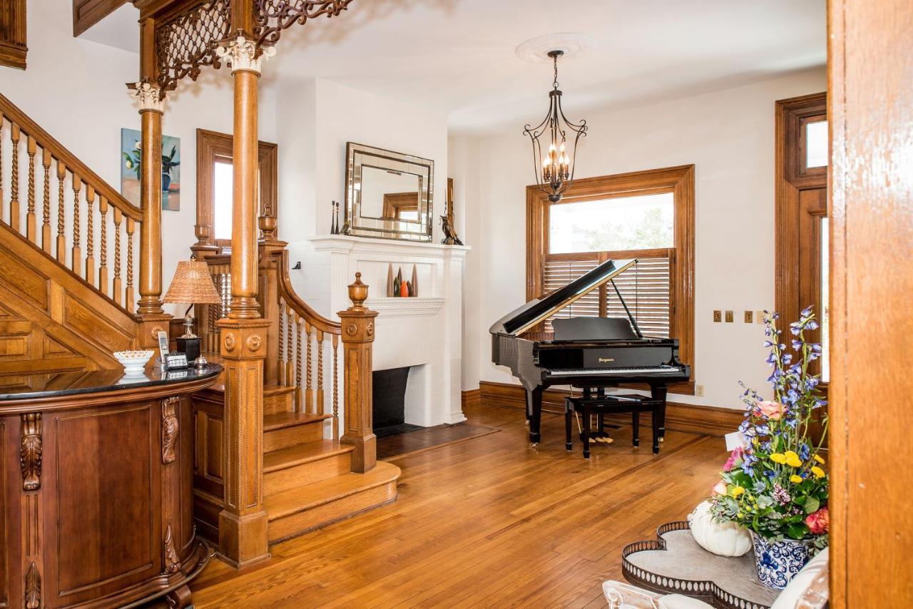 The Jarvis At 220 Bed & Breakfast Ню Берн Екстериор снимка